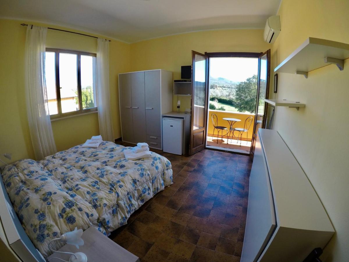 Agriturismo Eucaliptus 볼게리 외부 사진